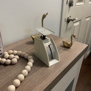 Vintage diet scale